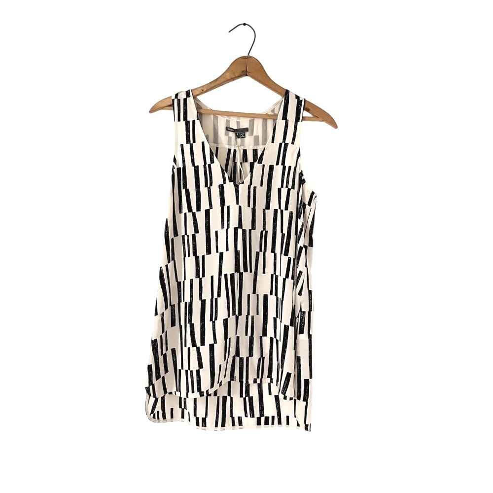 Vince Silk Patterned Tunic Tank Geometric Black/White - size S